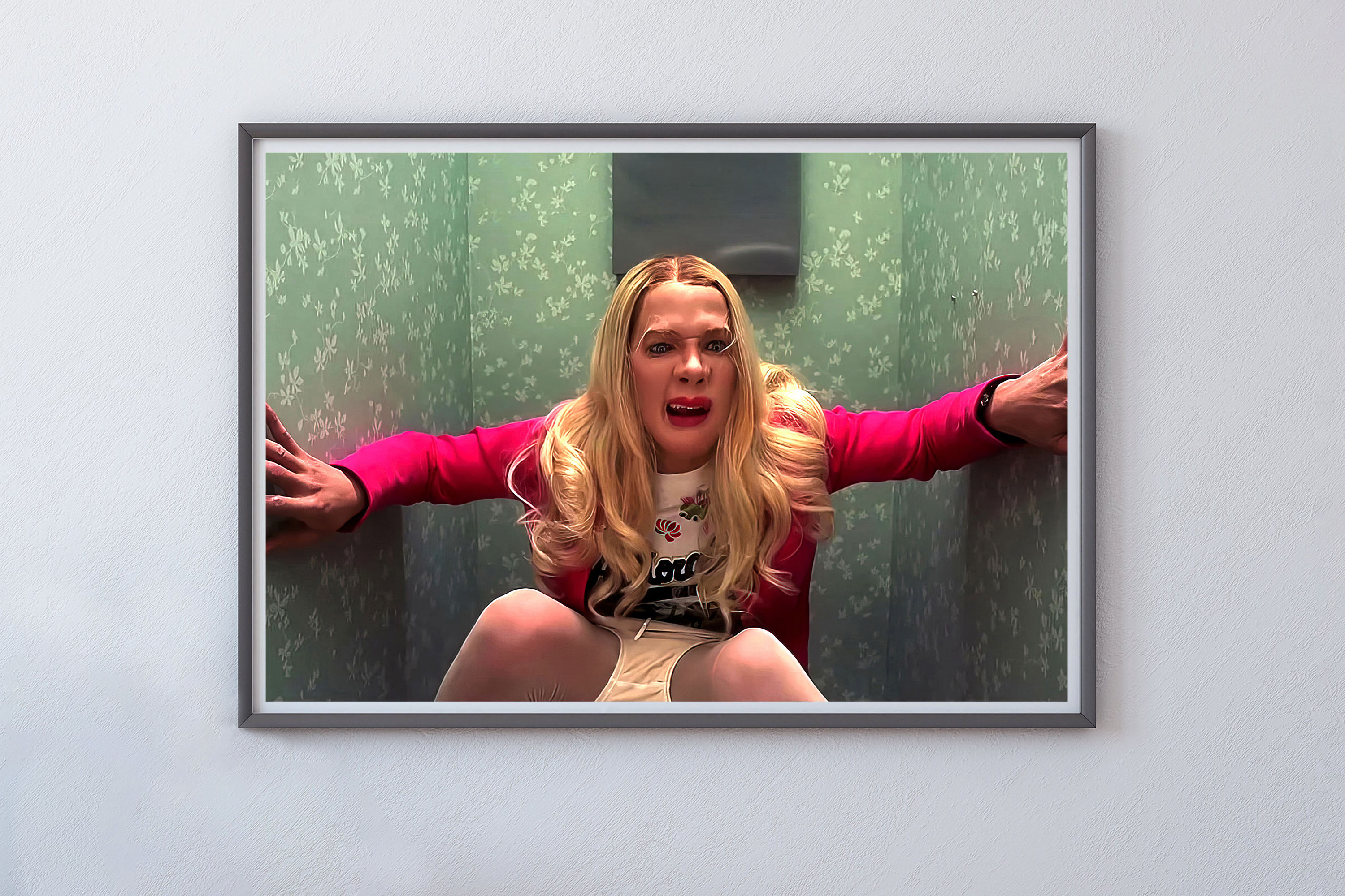 Bridesmaids Breaking Bad Movie - Home Movie Bathroom Break avaliação e preço